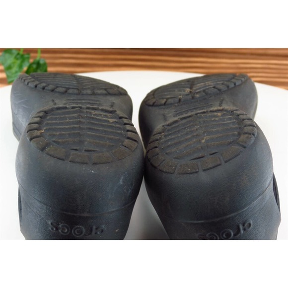 Crocs Size 8 M‎ Black Round Toe Flat Synthetic Women - Picture 6 of 7